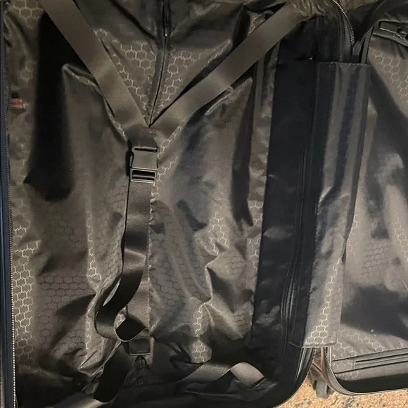 Tumi Navy Hard Shell Luggage - Picture 7 of 13